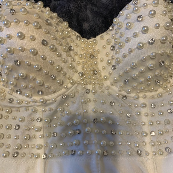 Windsor pearl and diamond studded longline bustier - Picture 5 of 5